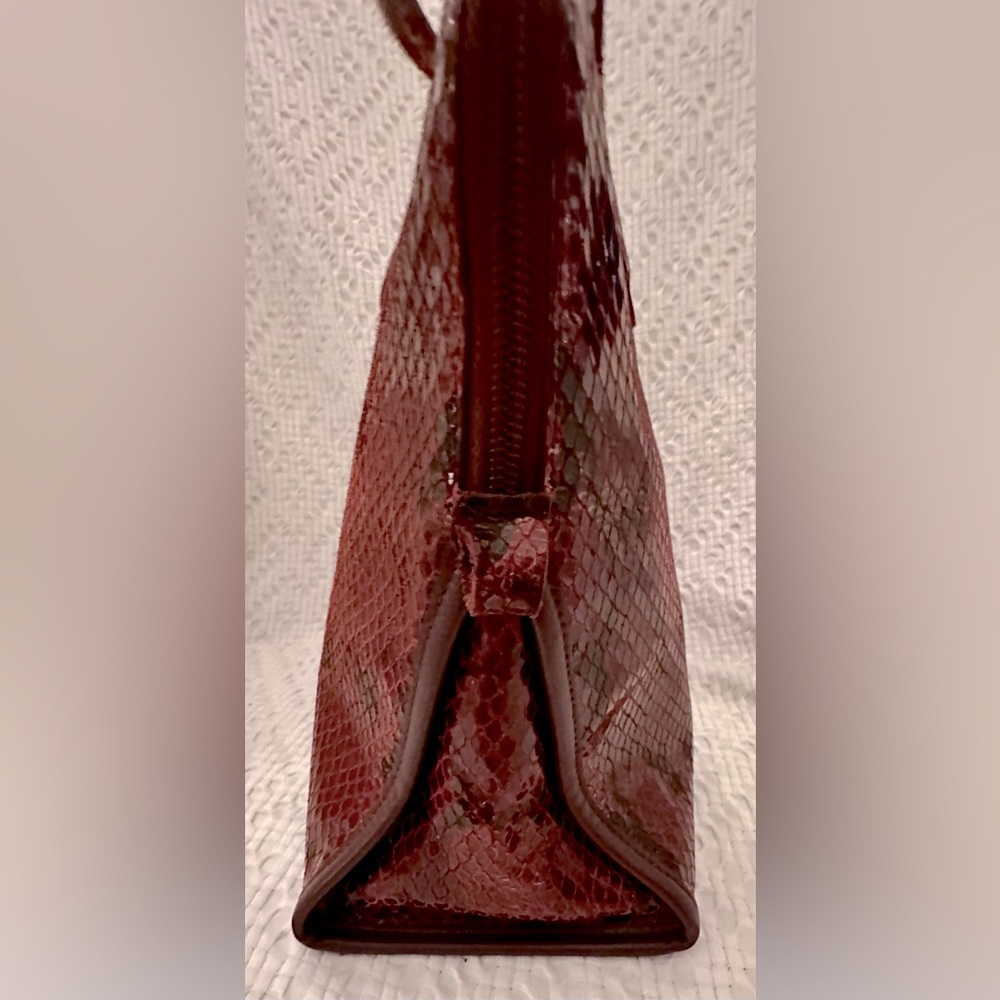 Enrico Coveri Python Shoulder Handbag in Oxblood - Picture 7 of 11